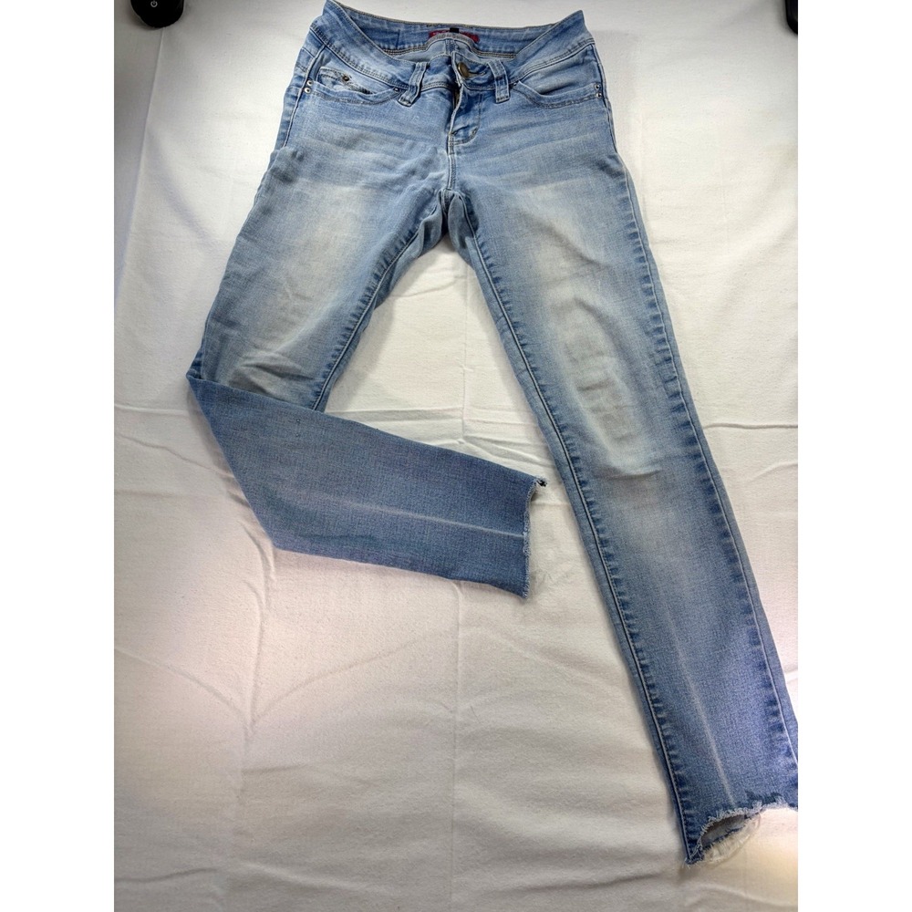 WannaBettaButt YMI Jeans Junior Sz 3 Skinny Light Blue Denim Distress Jeans